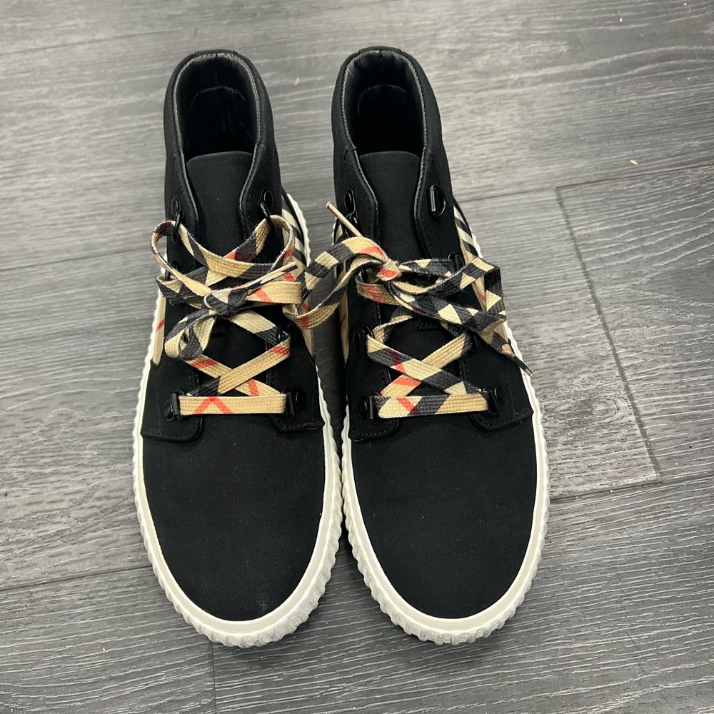 Burberry Kids Emmett Check High Top Sneakers Black and Beige Sz 34 - Picture 5 of 9